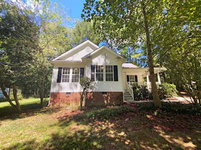 901 Flat Stone Drive Fuquay Varina, NC 27526