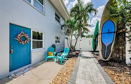 2186 Edythe Dr #11 Dunedin, FL 34698
