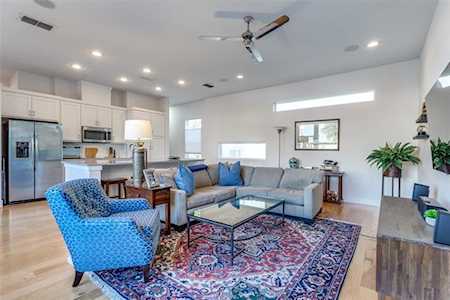 2475 Thatcher Drive Dallas, TX 75206