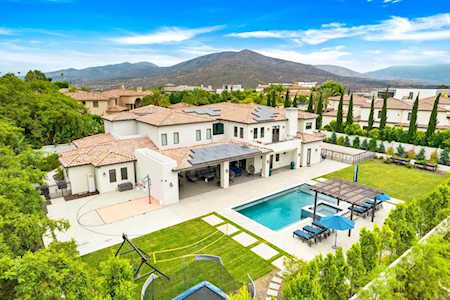 Serena Williams Lists Gated Beverly Hills, California, Home for