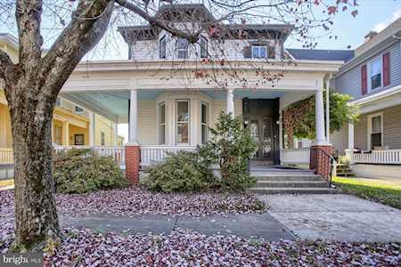 413 W Main St Mechanicsburg, PA 17055