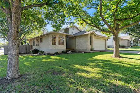 4201 Steve Scarbrough DR Austin, TX 78759