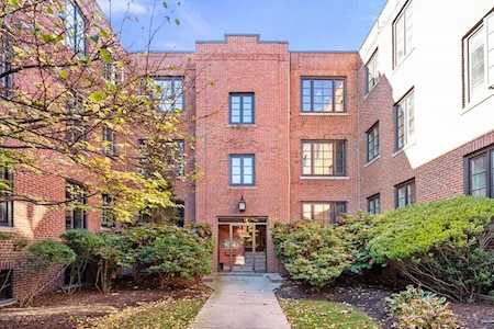 15 Monmouth Court #5 Brookline, MA 02446
