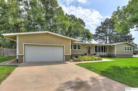 939 S 89th St Omaha, NE 68114