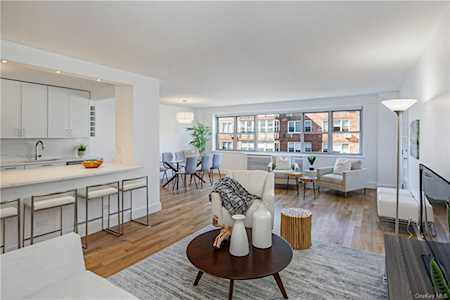 2 Washington Square #5A Larchmont, NY 10538