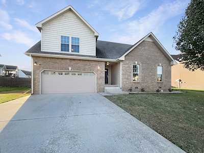 1792 Autumnwood Blvd Clarksville, TN 37042