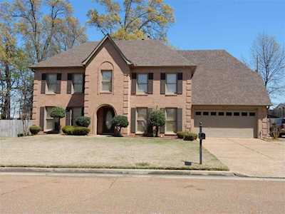 8902 Gooseberry Cv Memphis, TN 38016