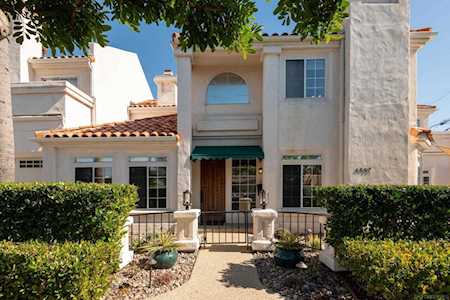 4887 Bayard St San Diego, CA 92109