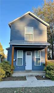 1426 S Duncan Ave Fayetteville, AR 72701