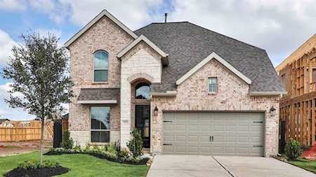 110 Hazelnut Dr Richmond, TX 77406
