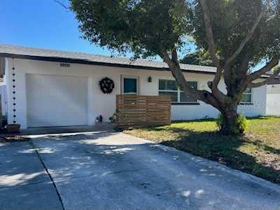 5161 102nd WAY N St. Petersburg, FL 33708