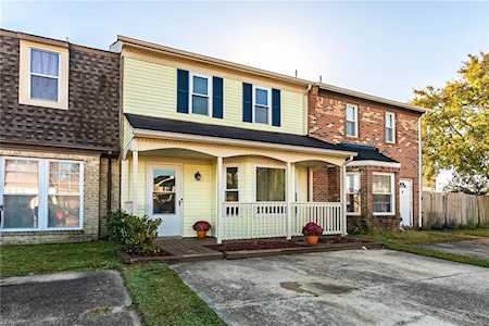 3451 Woodburne Dr Virginia Beach, VA 23452