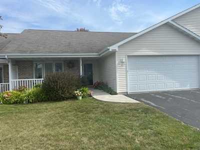 446 Wyldewood Dr #E Oshkosh, City of Oshkosh, WI 54904
