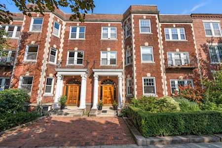 26 Dean Rd #1 Brookline, MA 02445