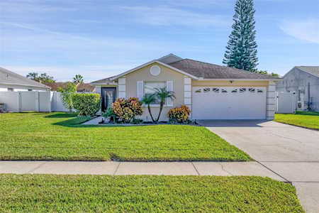 7248 Fairwood Ave New Port Richey, FL 34653