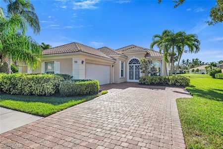 7260 Carducci Ct Naples, FL 34114