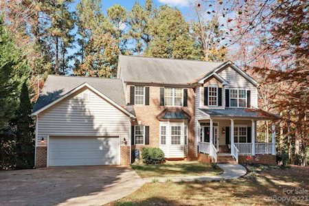 2483 Wellesbourne Ln Sherrills Ford, NC 28673