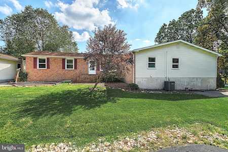 111 Longstreet Dr Gettysburg, PA 17325