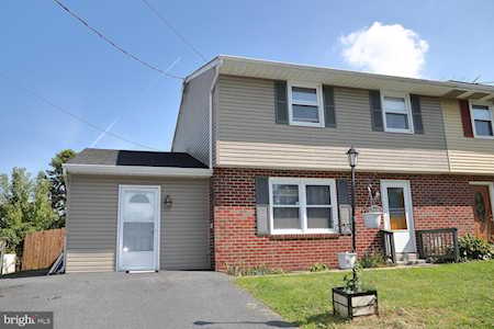 343B Carol Lynn Dr Willow Street, PA 17584