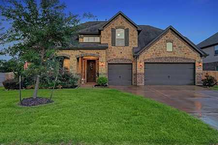 1501 Royal Field Ln Friendswood, TX 77546