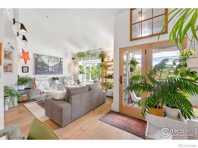 2201 Pearl St #202 Boulder, CO 80302