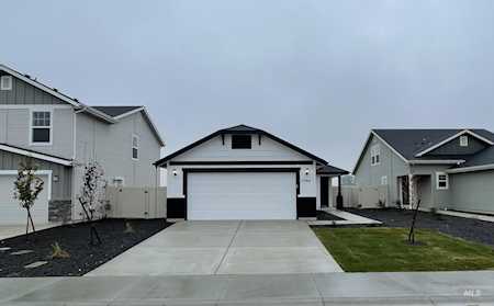 17584 Barefoot Ridge Way Nampa, ID 83687