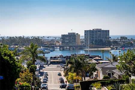 259 Ocean View Ave Newport Beach, CA 92663