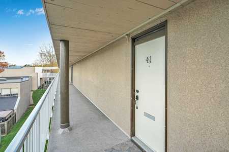 17706 60 Avenue #41 Surrey, BC V3S 1V2