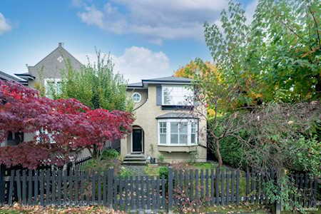 3703 W 11th Avenue Vancouver, BC V6R 2K7