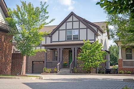 2732 Lakeland Dr Nashville, TN 37214