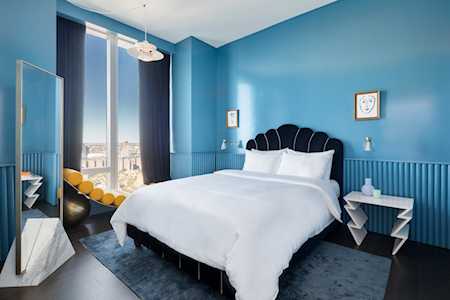 252 South St #16N New York, NY 10002