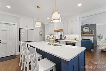 228 Bentley Oaks Ln Charlotte, NC 28270