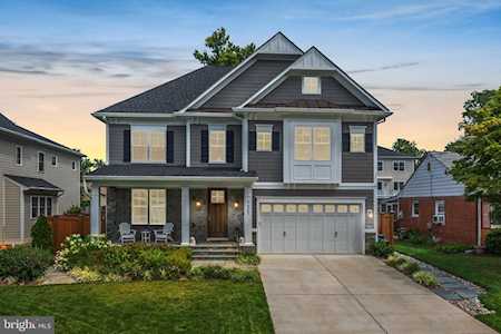 4405 Colchester Dr Kensington, MD 20895