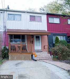 2302 Columbia Place Hyattsville, MD 20785