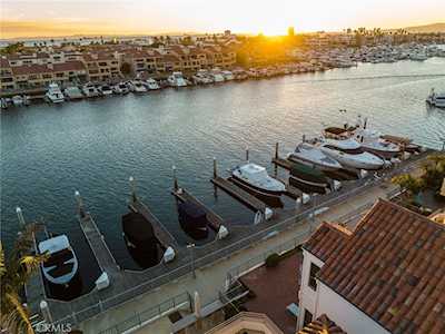 3171 Portofino Circle Huntington Beach, CA 92649