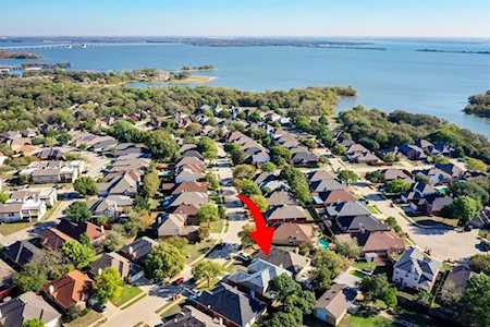 622 Lake Bridge Drive Lake Dallas, TX 75065