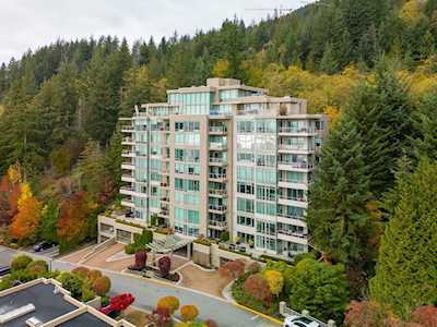 3131 Deer Ridge Drive #802 West Vancouver, BC V7S 4W1