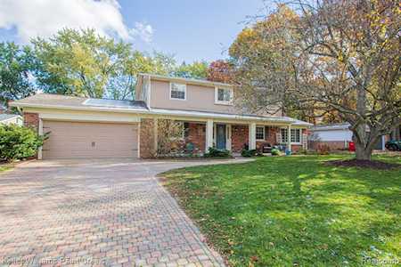 37258 Forestview Clinton Township, MI 48036