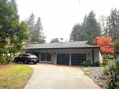 437 Southborough Drive West Vancouver, BC V7S 1M3