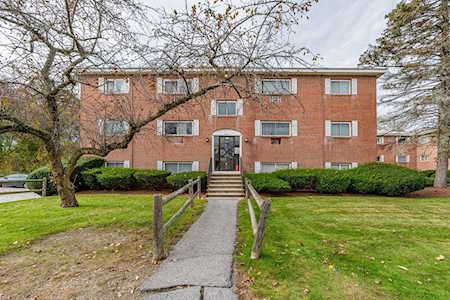11 Glen Ave #27 Chelmsford, MA 01824