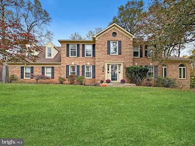 325 Soapstone Ln Silver Spring, MD 20905