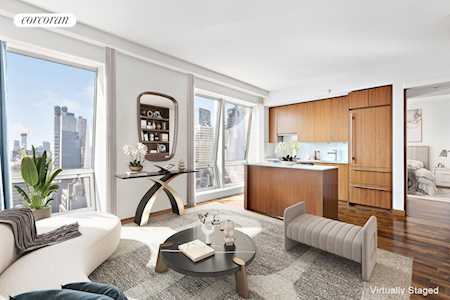 400 5th Ave #32G New York, NY 10018