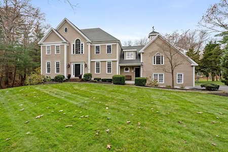 28 Fords Crossing Norwell, MA 02061