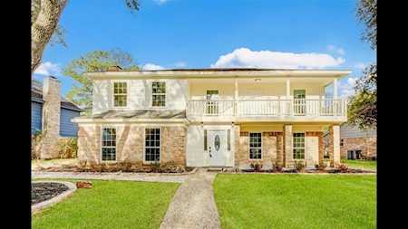 3610 Stoney Oak Dr Houston, TX 77068