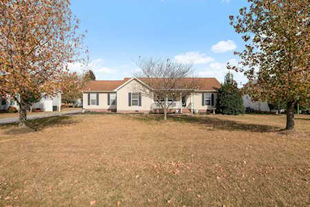 104 Ritch View Dr Shelbyville, TN 37160