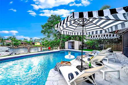 1812 NW 36th Ct Oakland Park, FL 33309