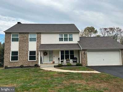 45 Hayloft Circle Wilmington, DE 19808