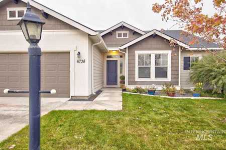 6738 E Grangewood St Nampa, ID 83687