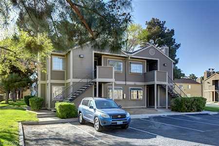 2777 Aarondavid Dr #C Las Vegas, NV 89121