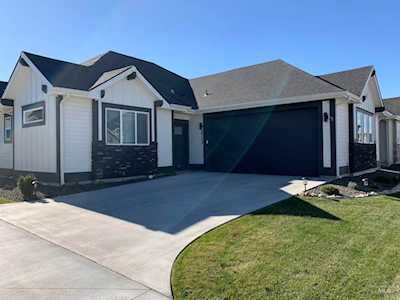 2713 E Copper Point Street Meridian, ID 83642